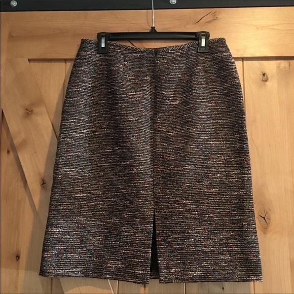 Tahari ASL Textured Pencil Skirt - Picture 2 of 3